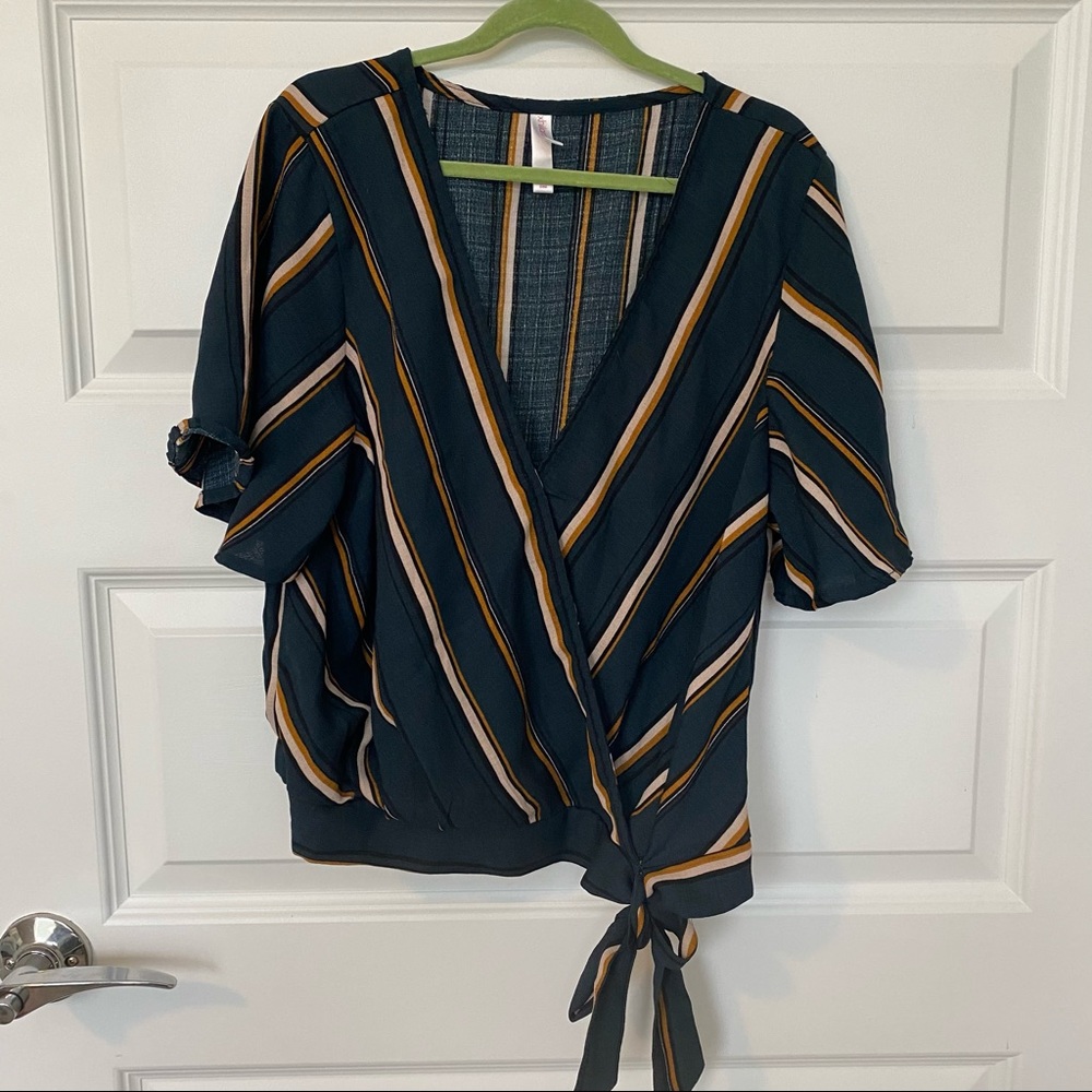 Xhilaration Striped Crop Top